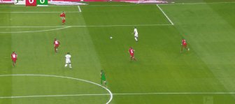 开云官方直播-【德甲】莱万双响穆勒造乌龙 拜仁4比1菲尔特